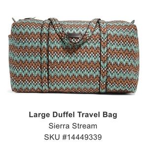 NEW Vera Bradley Large Duffle Bag